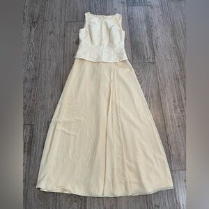 David's Bridal Pale Yellow Chiffon Sequin Top Formal Dress Size 8 Style F21582